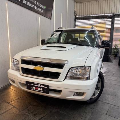 CHEVROLET S10 2.4 MPFI EXECUTIVE 4X2 CD 8V FLEX 4P MANUAL CHEVROLET S10 2.4 MPFI EXECUTIVE 4X2 CD 8V FLEX 4P MANUAL